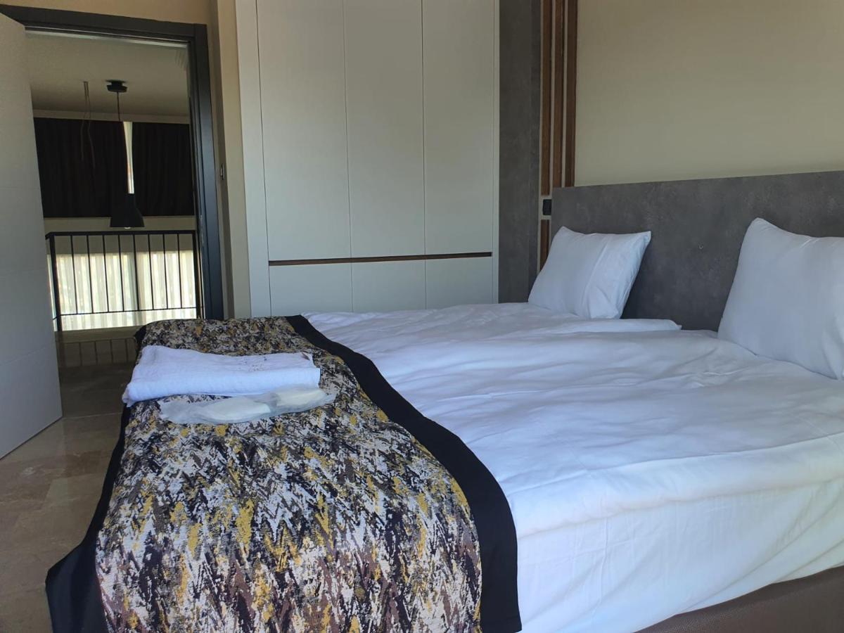 Luxury Hotel Room W Pool Near Beach In Kyrenia Kyrenia  Habitación foto